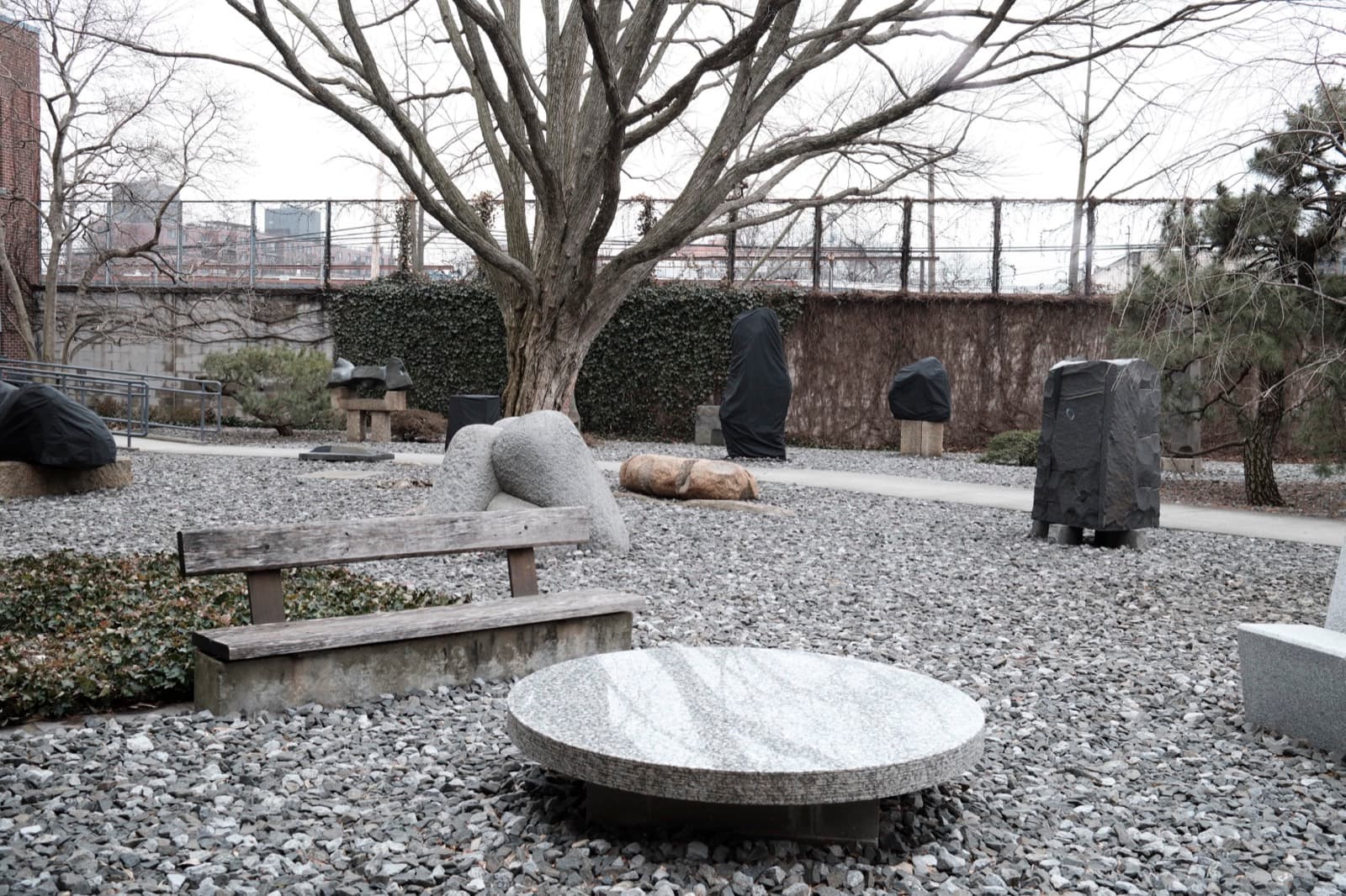 Grădina interioară a Muzeului Noguchi, Long Island City